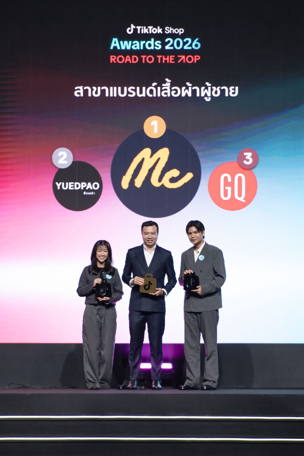 “Mc Group” ตอกย้ำความเป็นผู้นำอีคอมเมิร์ซ “Mc JEANS” คว้า 2 รางวัลใหญ่ TikTok Shop Awards 2026 สะท้อนศักยภาพแบรนด์แฟชั่นไทย ผสานคอนเทนต์-การตลาด-การขาย สู่ความสำเร็จบนแพลตฟอร์มดิจิทัล