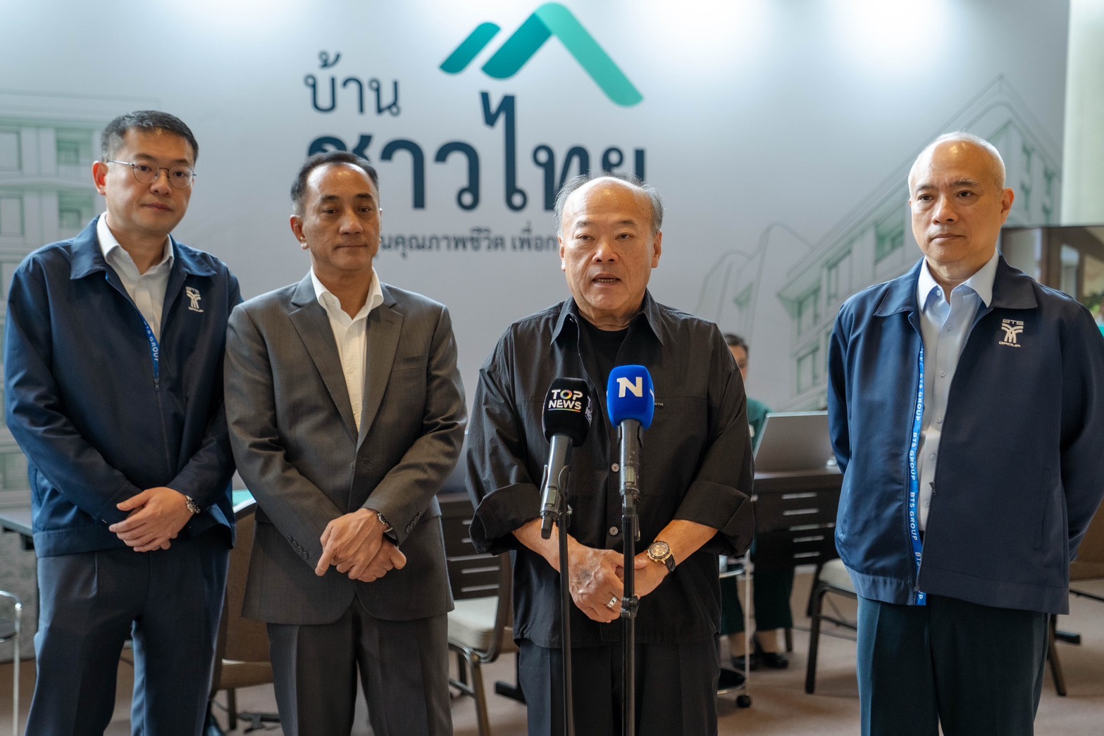 “บ้านชาวไทย” เดินหน้าแล้ว! เปิดเซ็นรับสิทธิ D:CODE SRI NAKARIN “คีรี กาญจนพาสน์” ปลื้มกระแสตอบรับล้น